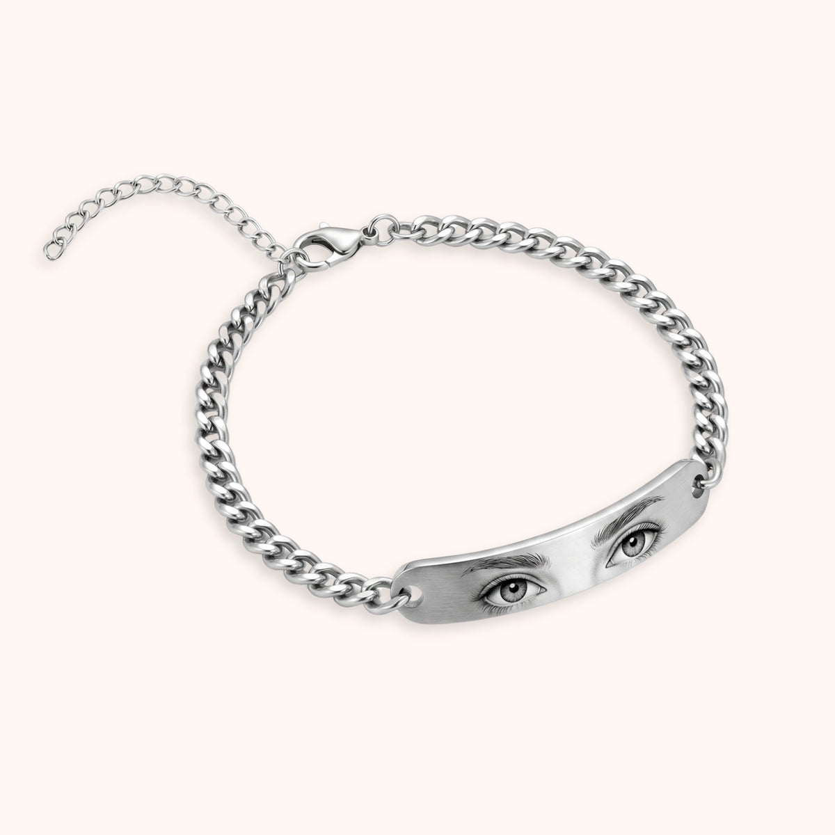Bracciale con sguardo inciso
